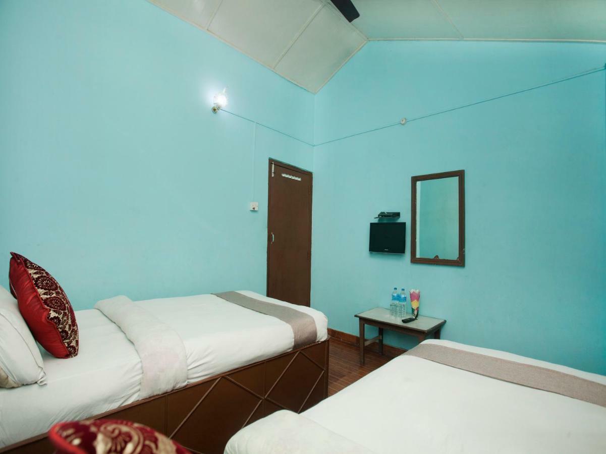 Spot On 486 Hotel Holy Lodge Саураха Екстериор снимка