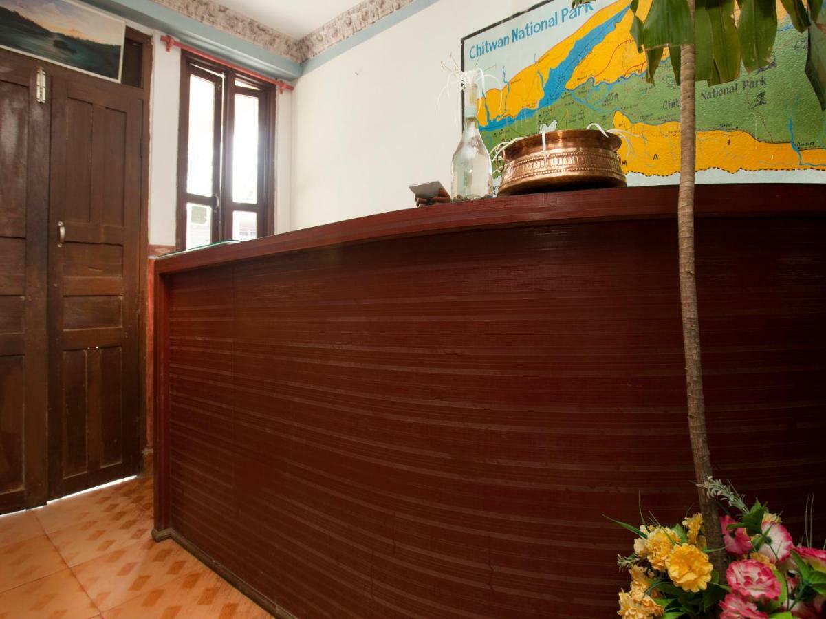 Spot On 486 Hotel Holy Lodge Саураха Екстериор снимка