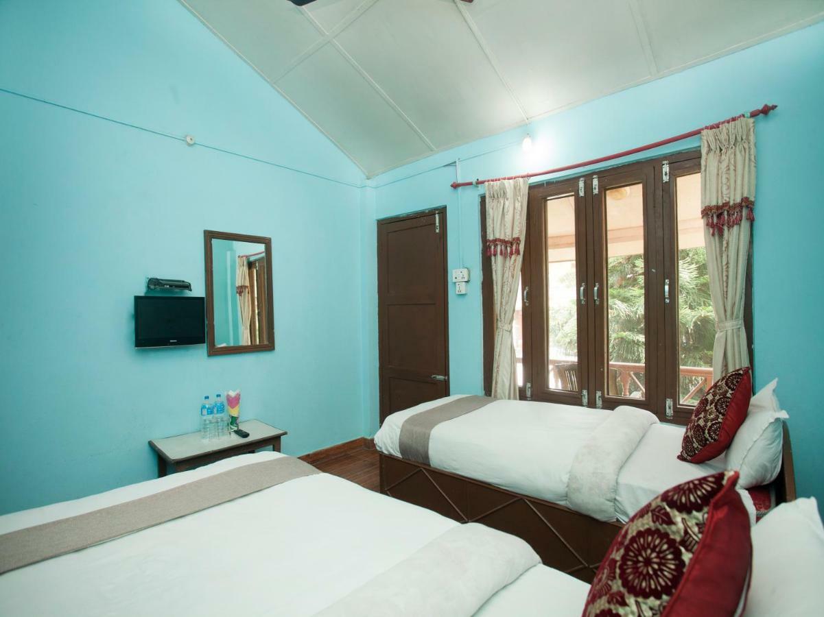 Spot On 486 Hotel Holy Lodge Саураха Екстериор снимка