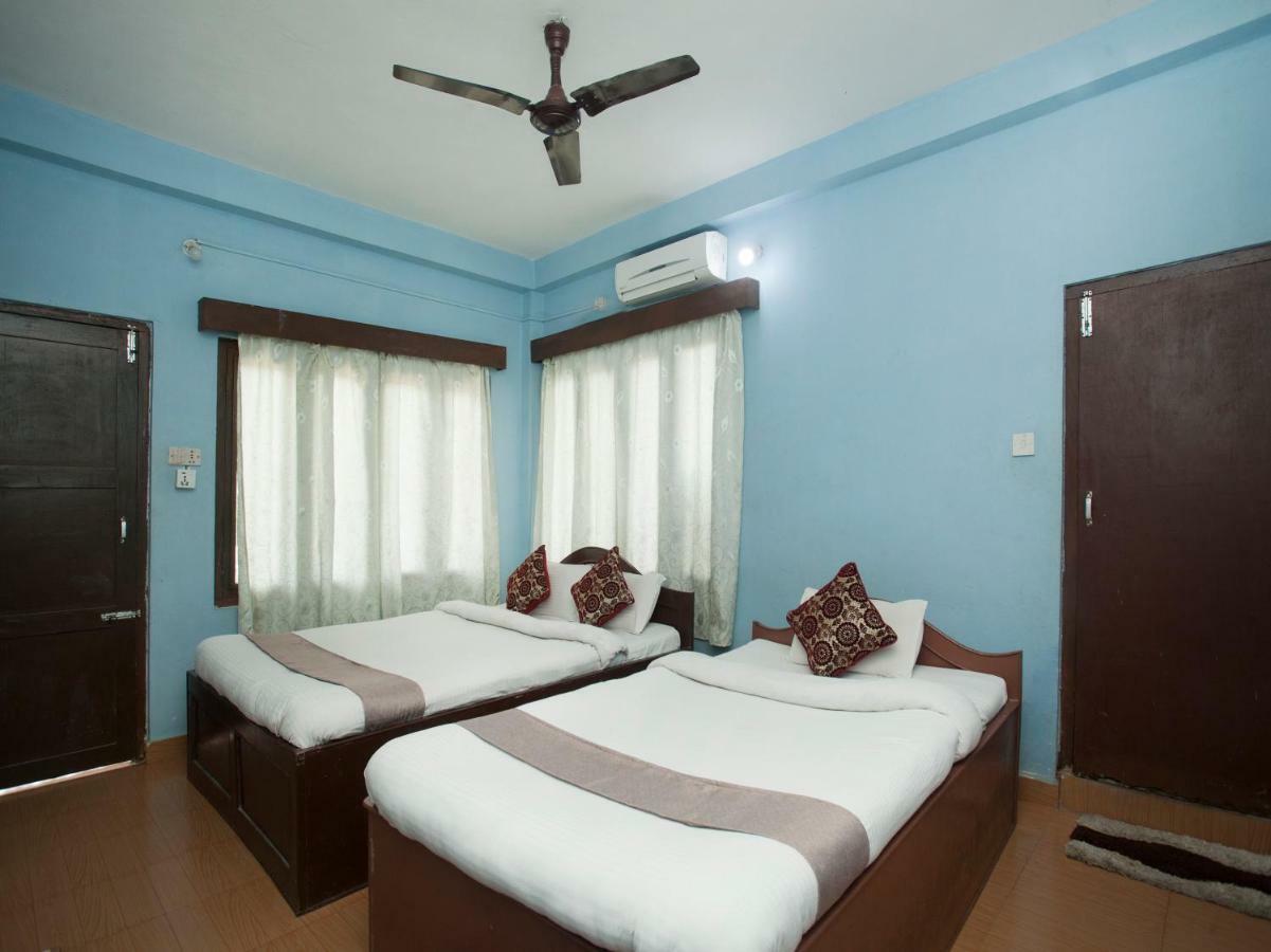 Spot On 486 Hotel Holy Lodge Саураха Екстериор снимка
